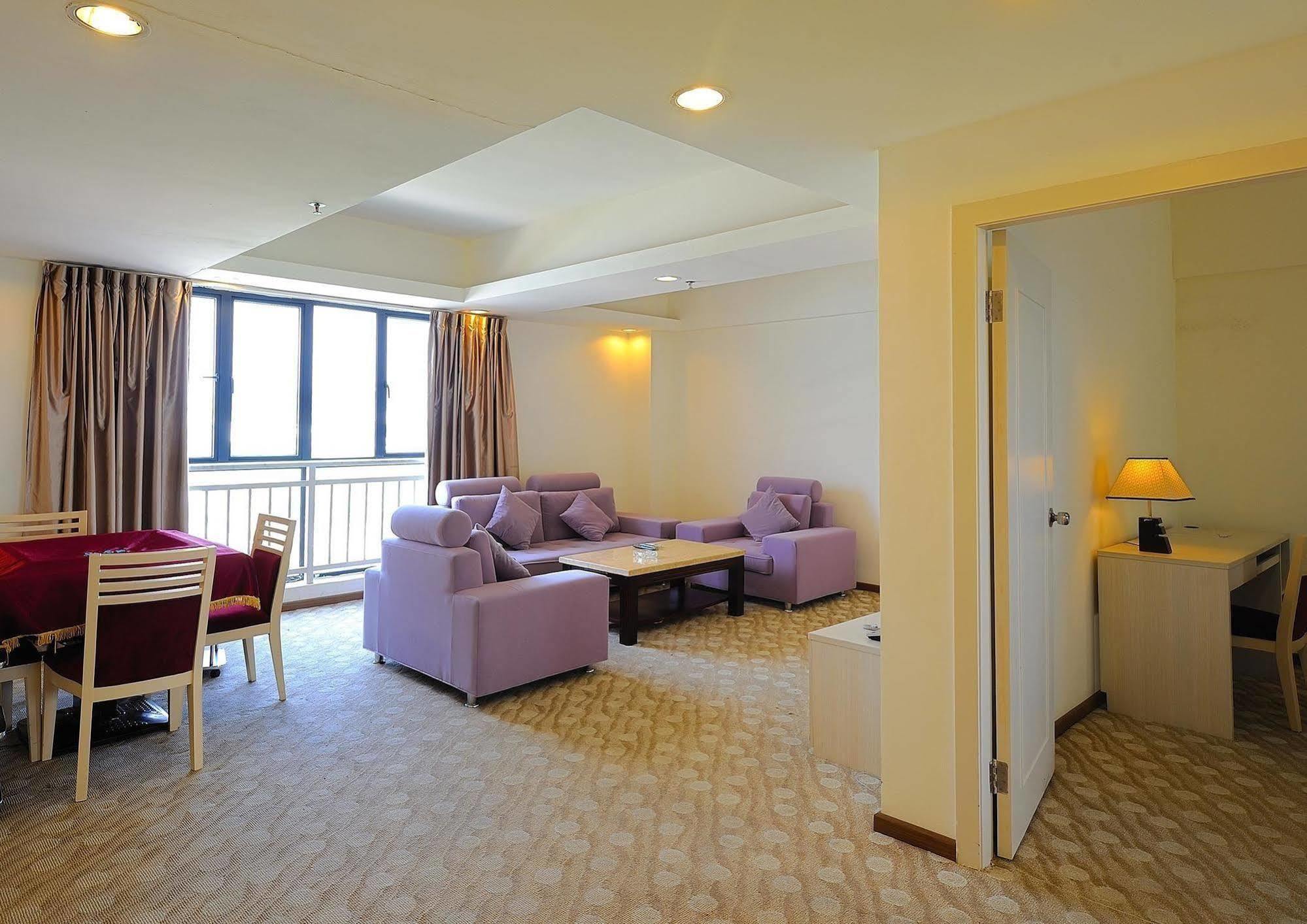 Yilan Hotel Shenzhen Investment Management Co. Ltd Екстер'єр фото